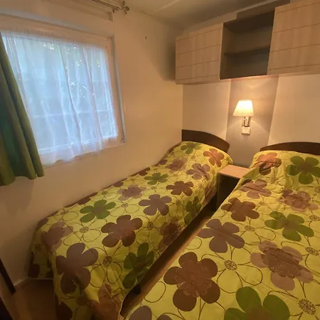 Mobil-home 4 Pers, Climatise, Proche A - Fr-1-709-75 펜션